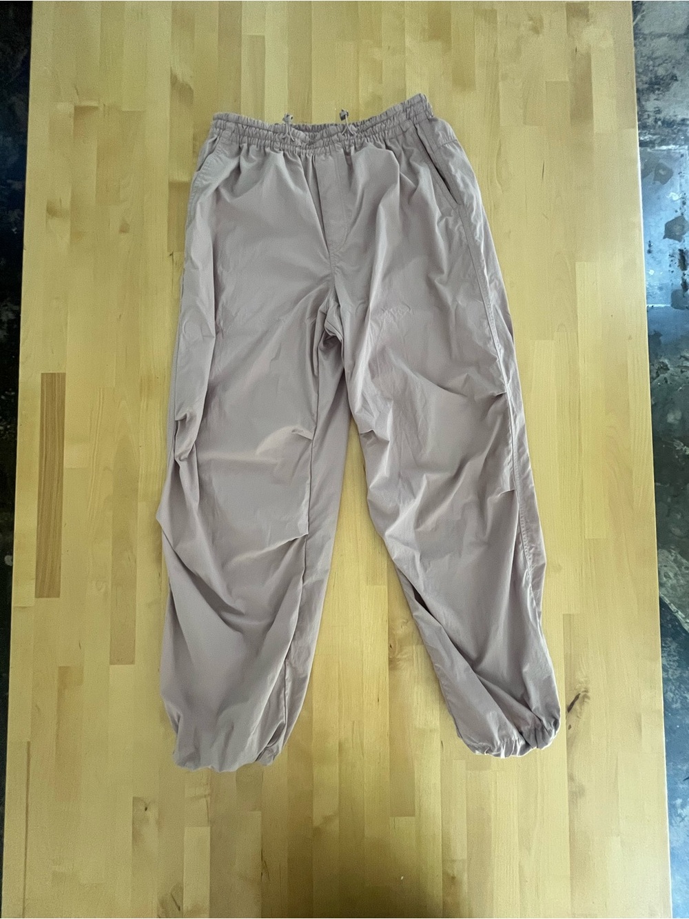 Uniqlo Parachute Hiking Pants Medium